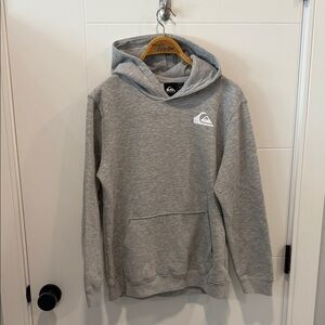 Quiksilver Gray Hoodie size XXL fits like a large